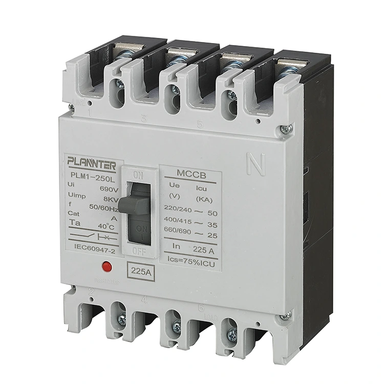 Interruttore automatico scatolato CA a 4 poli 225A